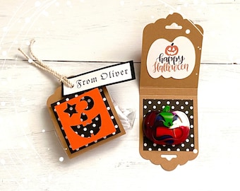 Halloween Party Favors For Kids, Kids Halloween Party, Halloween Favor Tags, Pumpkin Party Favors, Halloween Crayons, Class Party Favor