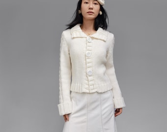 Chunky knit wool white winter beige classic minimal soft sweater beret hat set cardigan crop sweater hat set