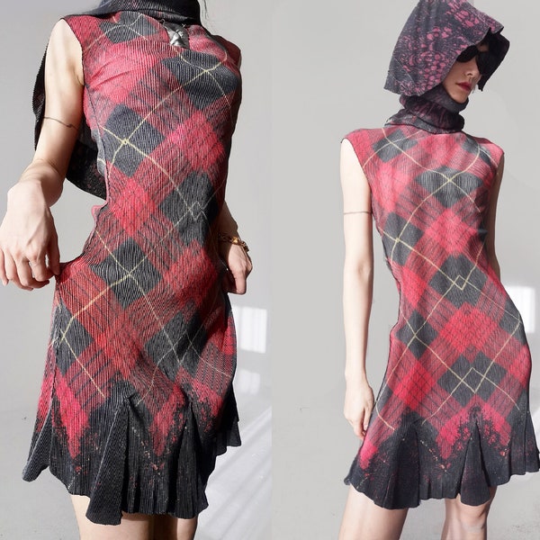 pleated red black plaid dress goth hoodie slinky slip sleeveless mod grunge dark fairy knit turtleneck baptist scottish tartan sailor gothic