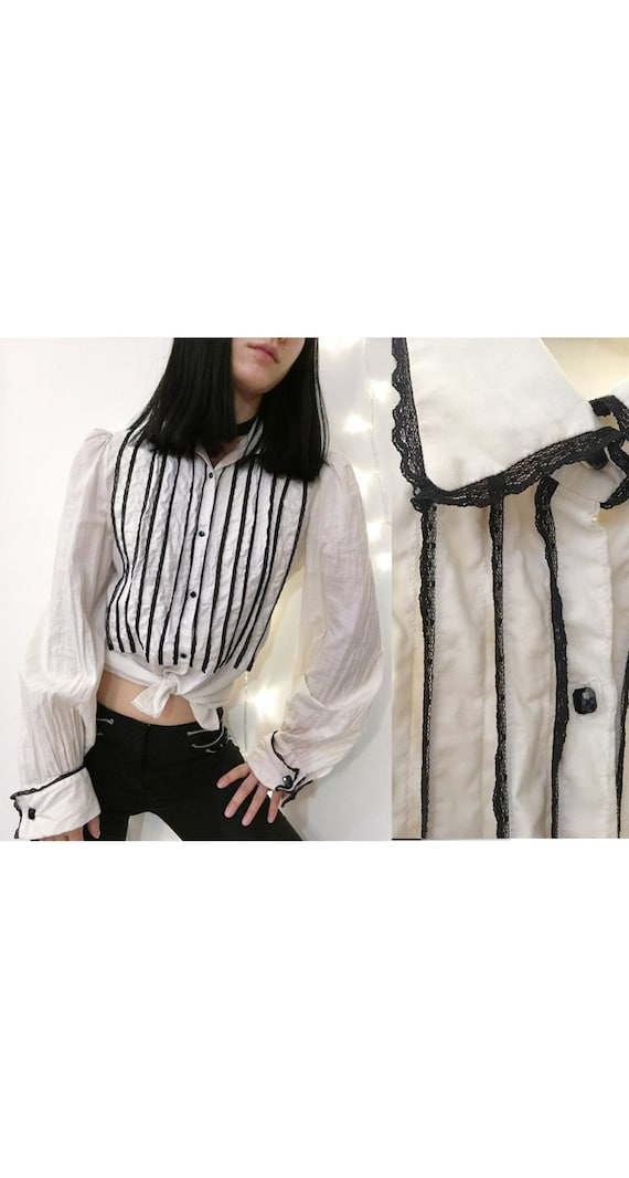 Victorian white black stripe lace edge cotton blou