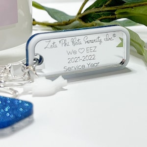 Blauwe, witte en zilveren aangepaste minisleutelhanger voor Zeta Phi Beta