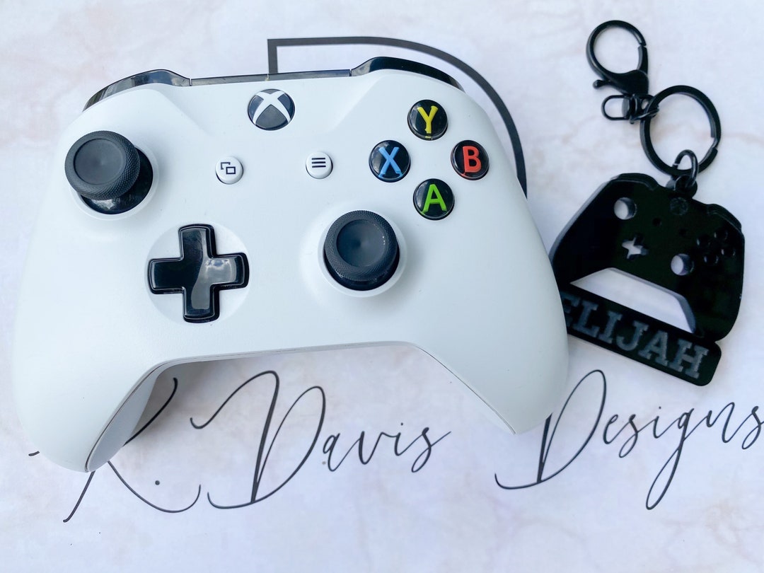 Personalized Acrylic Gamer Zipper Pull, Video Game Player Keychain