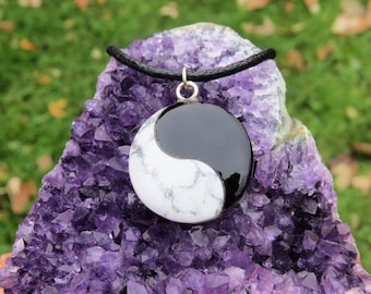Yin Yang Stone Necklace Silver - Spiritual Necklace - Yin Yang Jewelry - Mens Crystal Necklace- Crystal Healing Stone Pendant- Yoga Necklace