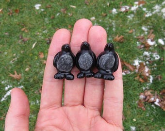 Mini Crystal Penguin Carving 1" - Obsidian Crystal Animal Figurine - Penguin Gift - Obsidian Stone  - Penguin Decor - Animal Totem
