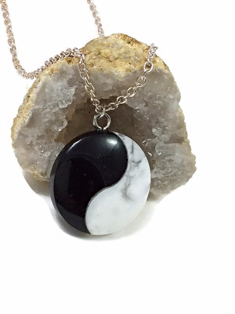 Yin Yang Pendant Spiritual Crystal Necklace Yin Yang Necklace Black White Stone Necklace- Balance Necklace- Zen Yoga Necklace