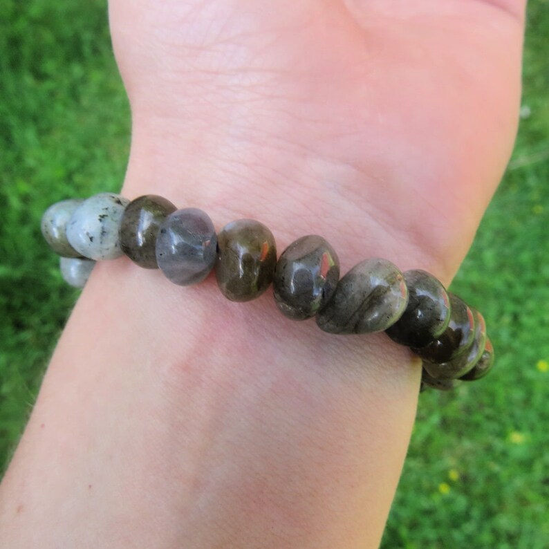 Beaded Stone Bracelet Labradorite Jewelry Crystal Healing Bracelet Flashy Labradorite Crystal Bracelet Large Labradorite Bracelet