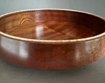 Sapele de cinta con detalles de arce