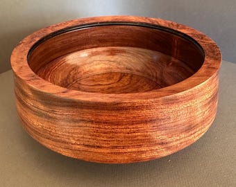 Cuenco de bubinga muy antiguo de grano fino con ribete de ébano