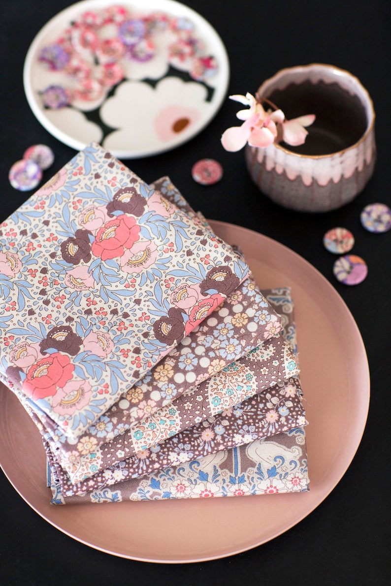 PLUM GARDEN by Tilda Fabrics Tone Finnanger TIL100186-12 yard continuous cuts Teardrop Nutmeg