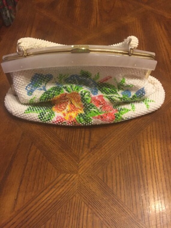 Beautiful 1950's White and Clear Beaded Handbag w… - image 5