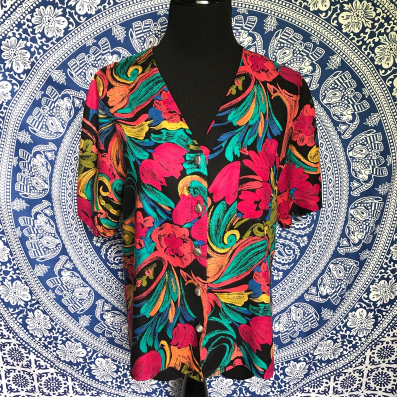 Floral Explosion Box Jacket SIZE LARGE