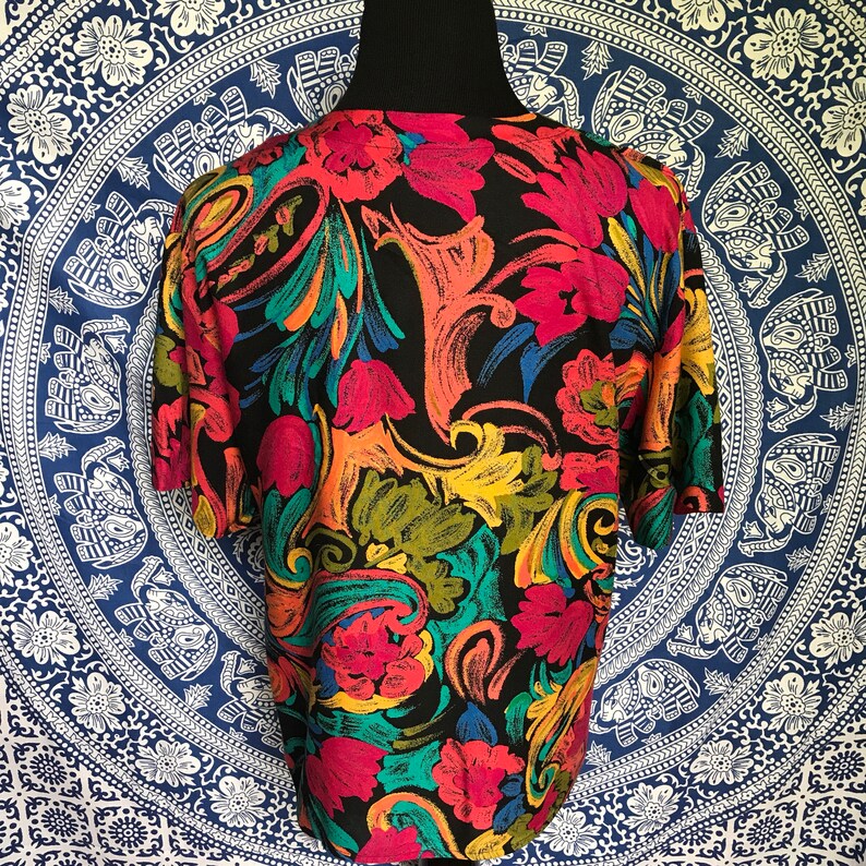 Floral Explosion Box Jacket SIZE LARGE