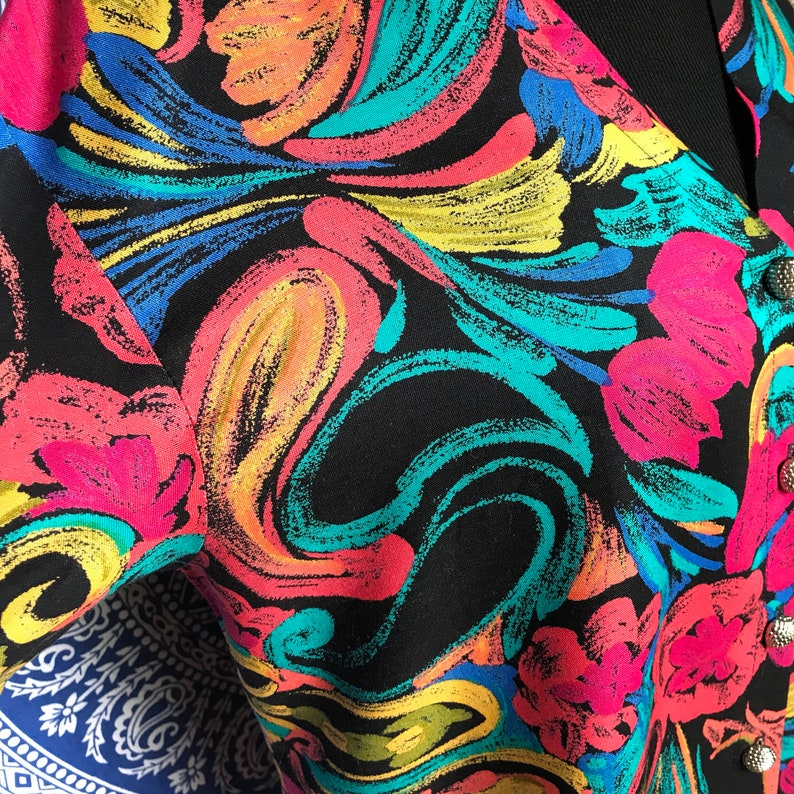 Floral Explosion Box Jacket SIZE LARGE
