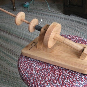 Portable Kick Spindle - True Creations Spindles