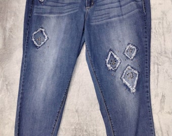 Vintage Code Bleu Jean Capris 20W Womens Bestie Distressed Stretch Studs Raw Hem
