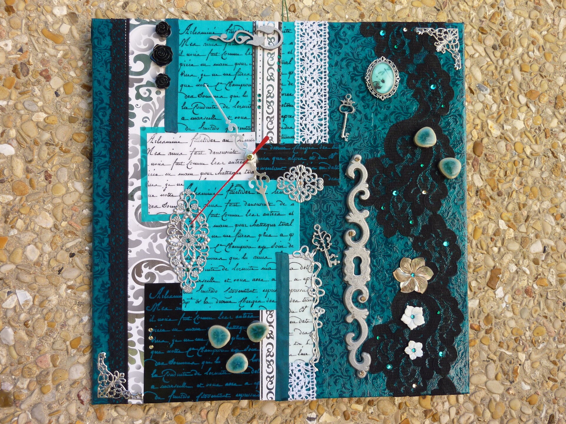 Horloge Murale Carré Noire, Turquoise et Argenté