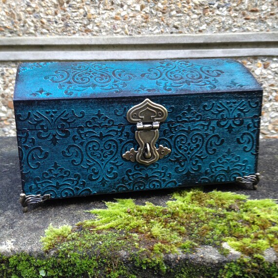 coffre en bois sur pied, coffret à bijoux baroque, victorien ... coffre en bois sur pied, coffret à bijoux baroque, victorien ...