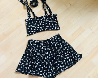 Matching Set - AIRY // two piece set // bandeau // tie straps // crop top // high waisted shorts // festival set // festival outfit