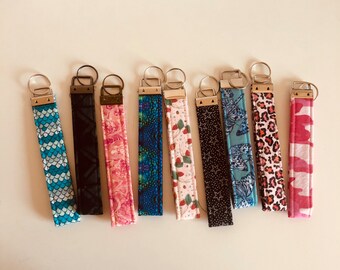 KEYCHAIN WRISTLETS // key fob wristlets // wristlet keychains // wristlets // key fob keychains // key charms // fabric keychain wristlets