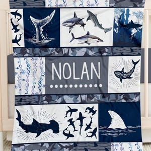 Personalized Shark Baby Blanket: Custom Name Ocean Nursery, Soft Minky Fleece, Newborn Keepsake Gift imagen 1
