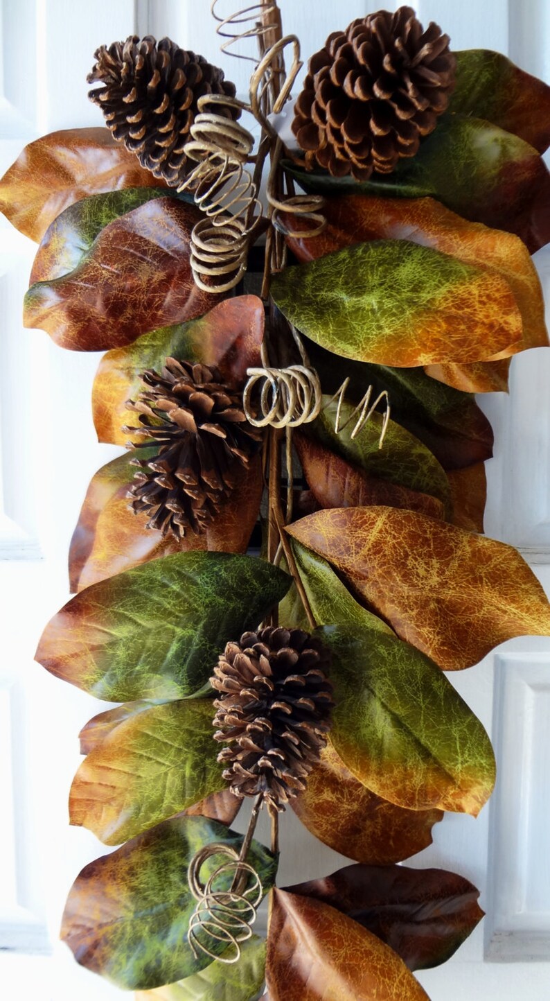 36 Fall Magnolia Leaves Teardrop