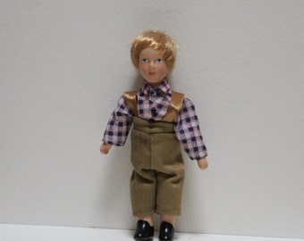 wartime dolls house