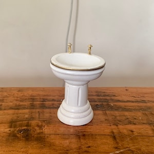 Vintage, 1:12th Scale, Dolls House, Wooden, Bathroom, Toilet, Sink, Furniture, Period, Modern, Victorian, Edwardian, Modern, Mid Century