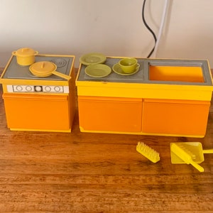 Vintage, 1:12th Scale, Dolls House, Orange and Yellow, Plastic, Cooker, Oven, Hob, Sink Unit, Pans, Plates, Kitchen, Dust Pan, Brushes, Gift