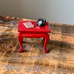 Vintage, 1:12th Scale, Dolls House, Mogano, Legno, Tavolino, Con telefono e libro, Miniature, Modello in scala, Display, Corridoio, Corridoio