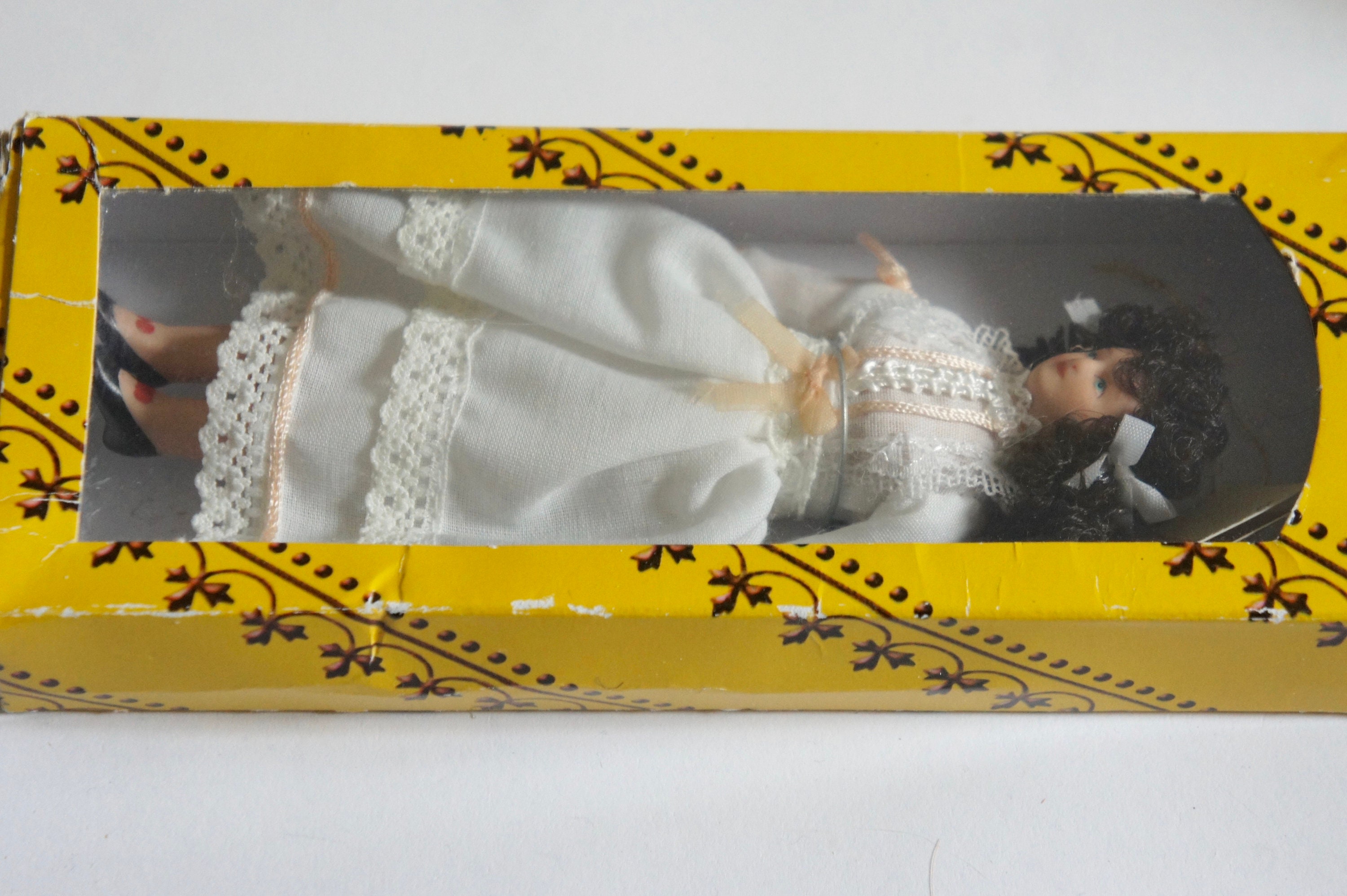 Cornice In Legno Stampa Corona Per Case Delle Bambole - Scala 1/12, Stile Vittoriano, Pezzo Singolo - Foto 9