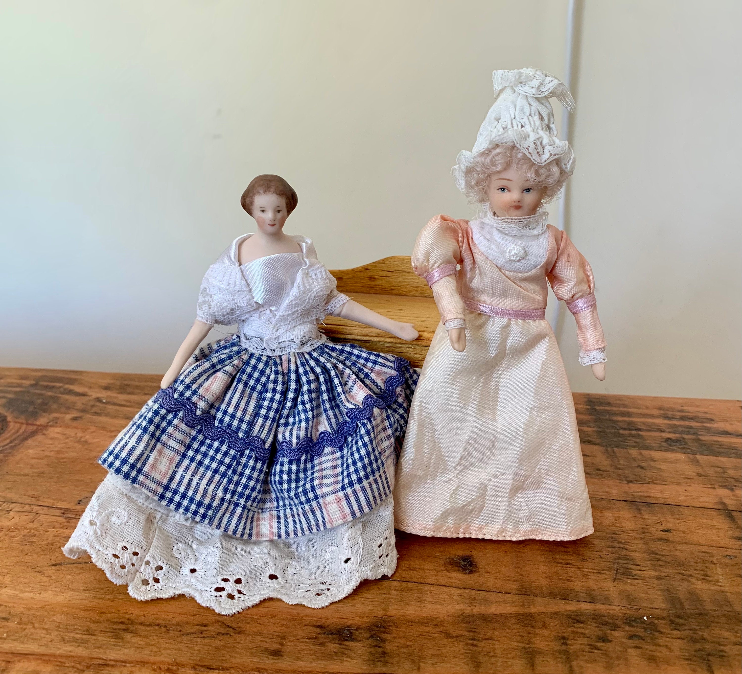 Cornice In Legno Stampa Corona Per Case Delle Bambole - Scala 1/12, Stile Vittoriano, Pezzo Singolo - Foto 3