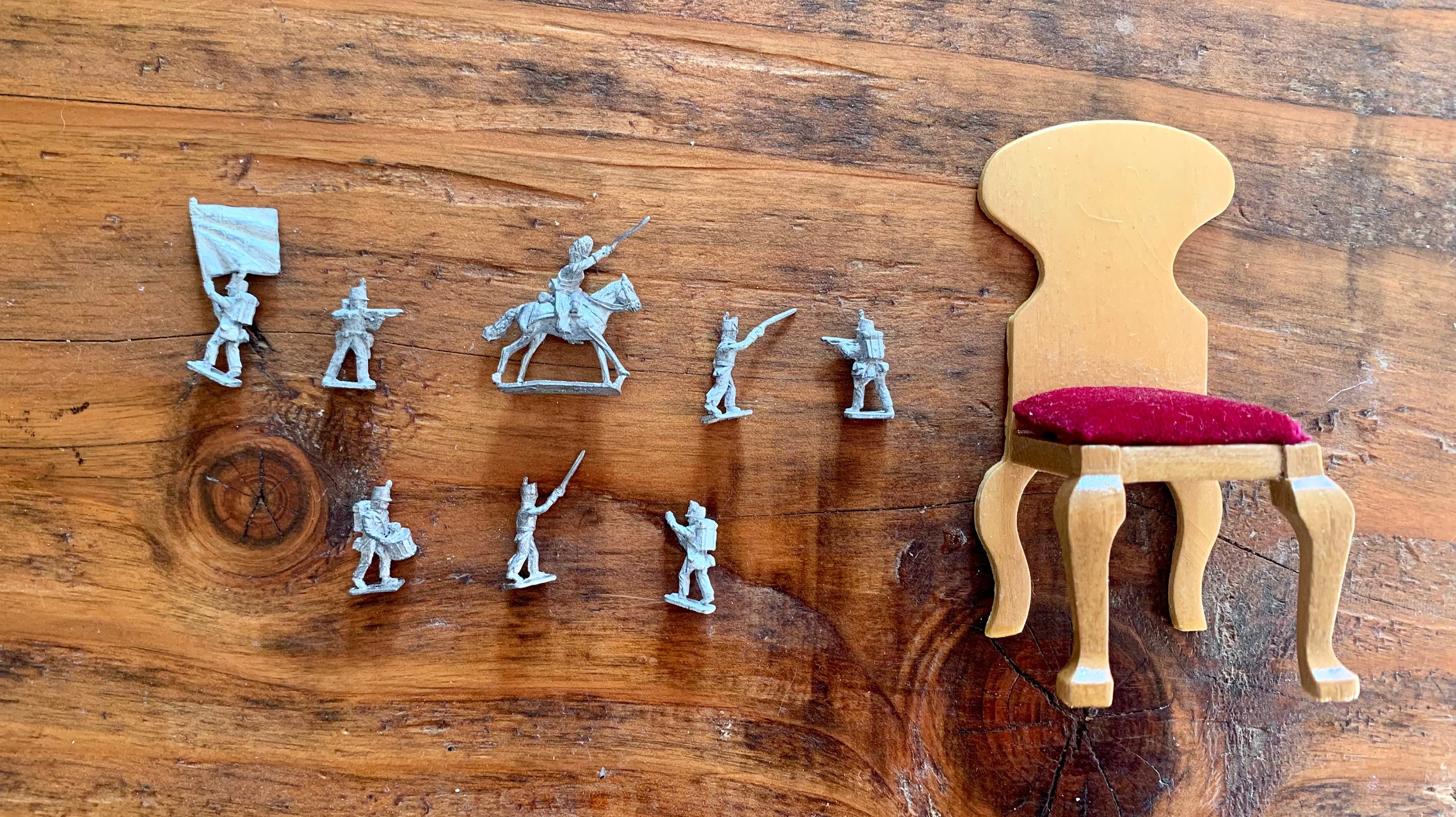 Vintage, Scala 1:12, Casa delle bambole, Miniatura, Metallo, Stagno, Giocattolo, Soldati, Da collezione, Modellino in scala, Esposizione, Sala giochi, Asilo nido, Camera da letto - Italia Vintage, Scala 1:12, Casa delle bambole, Miniatura, Metallo, Stagno, Giocattolo, Soldati, Da collezione, Modellino in scala, Esposizione, Sala giochi, Asilo nido, Camera da letto - Italia