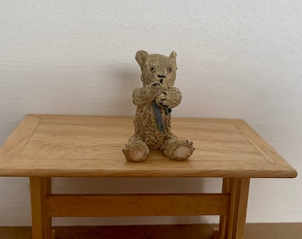 Adorable, Vintage, Escala 1:12, Coleccionable, Caja de colores, Osos, Peluche, Oso, En bufanda azul, Estatuilla, Por Peter Fagan, Exhibición, Casa de muñecas