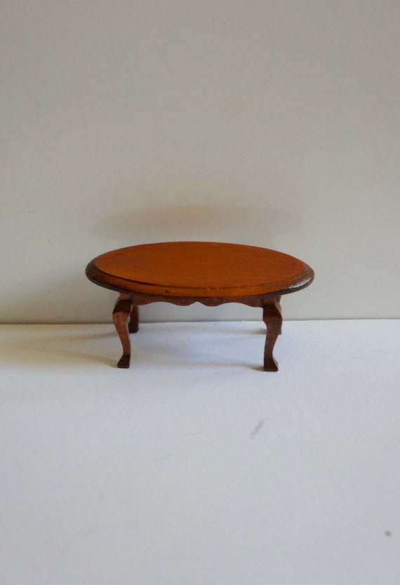 dolls house display table