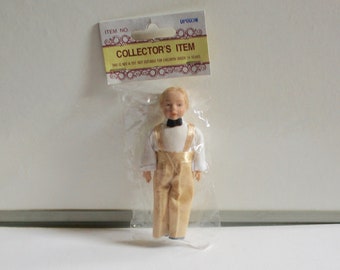 Packaged, Vintage, Nostalgia Collection, 1:12th Scale, Victorian, Dolls House, Figurine, Doll, Victorian, Edwardian, Boy, Child, Miniature
