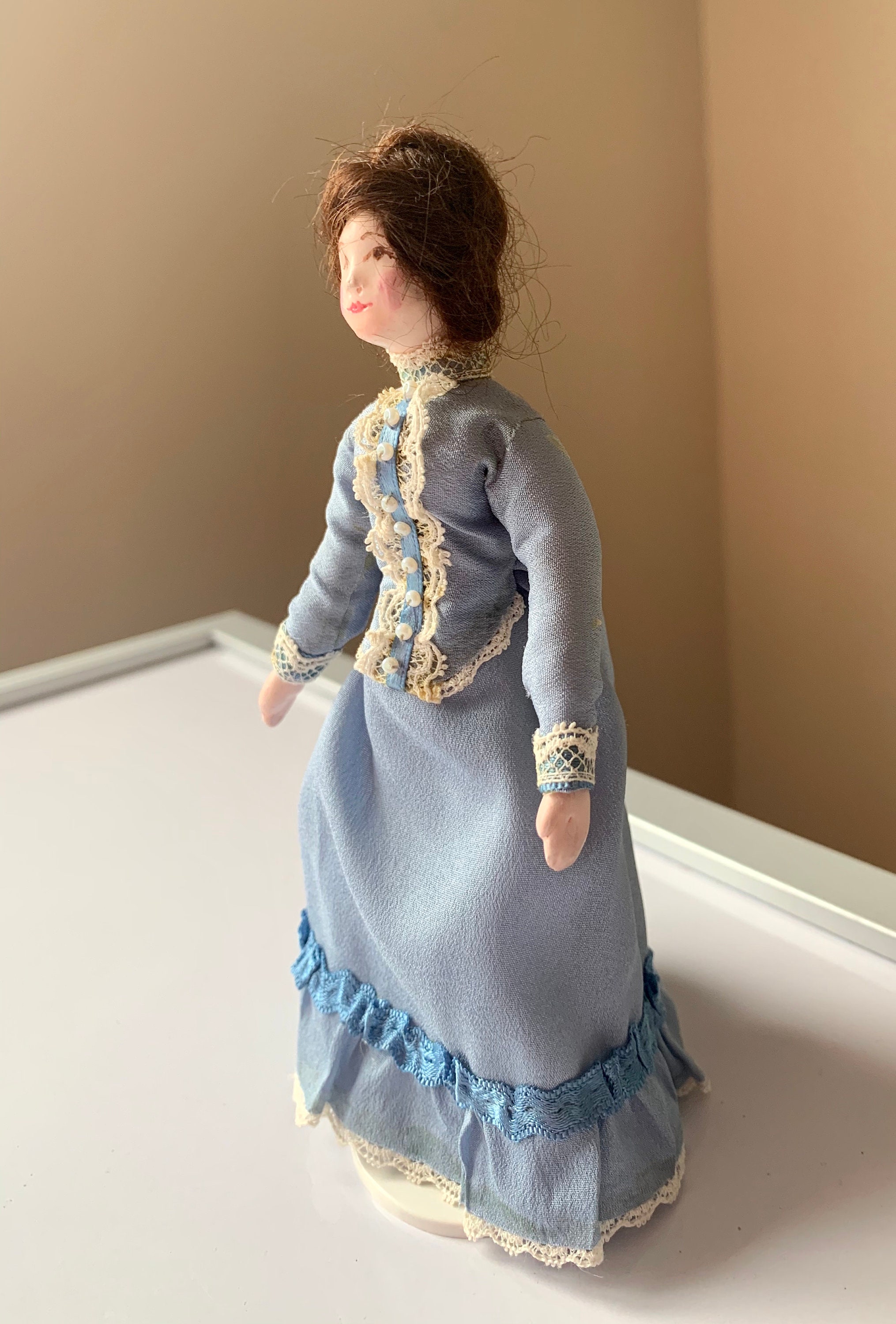 Vintage Artigiano Fatto a mano 1:12th Scale Dolls House Vintage Artigiano Fatto a mano 1:12th Scale Dolls House