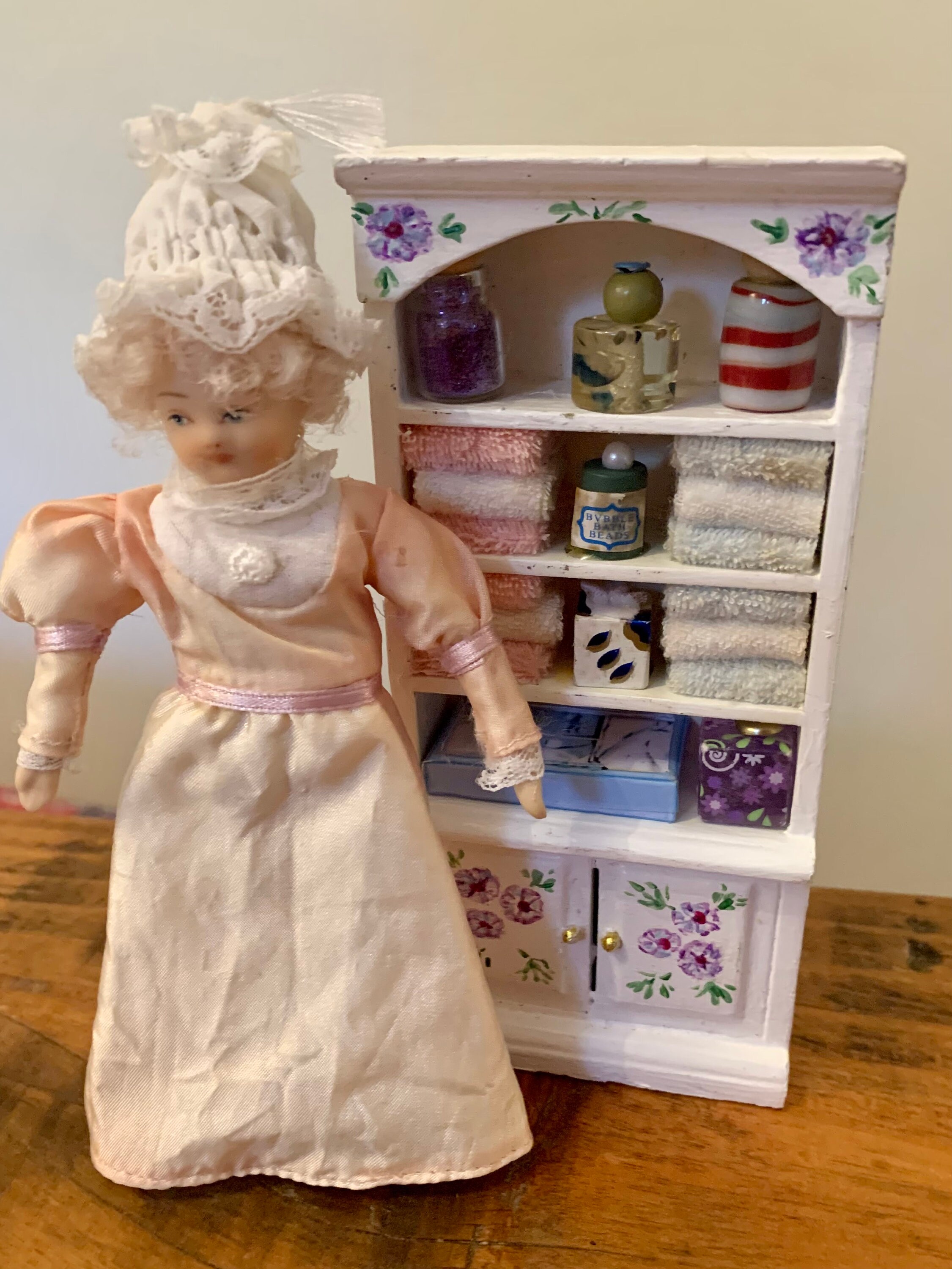 ヴィンテージ、手描き、1:12 スケール、ドールハウス、ミニチュア