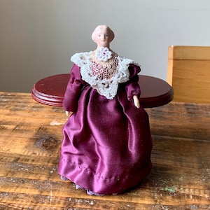 Vintage, Artisan, Handmade, 1:12th Scale, Dolls House, Older, Lady, Figure, Woman, Grandmother, Grandma, Mother, Victorian, Edwardian, Gift
