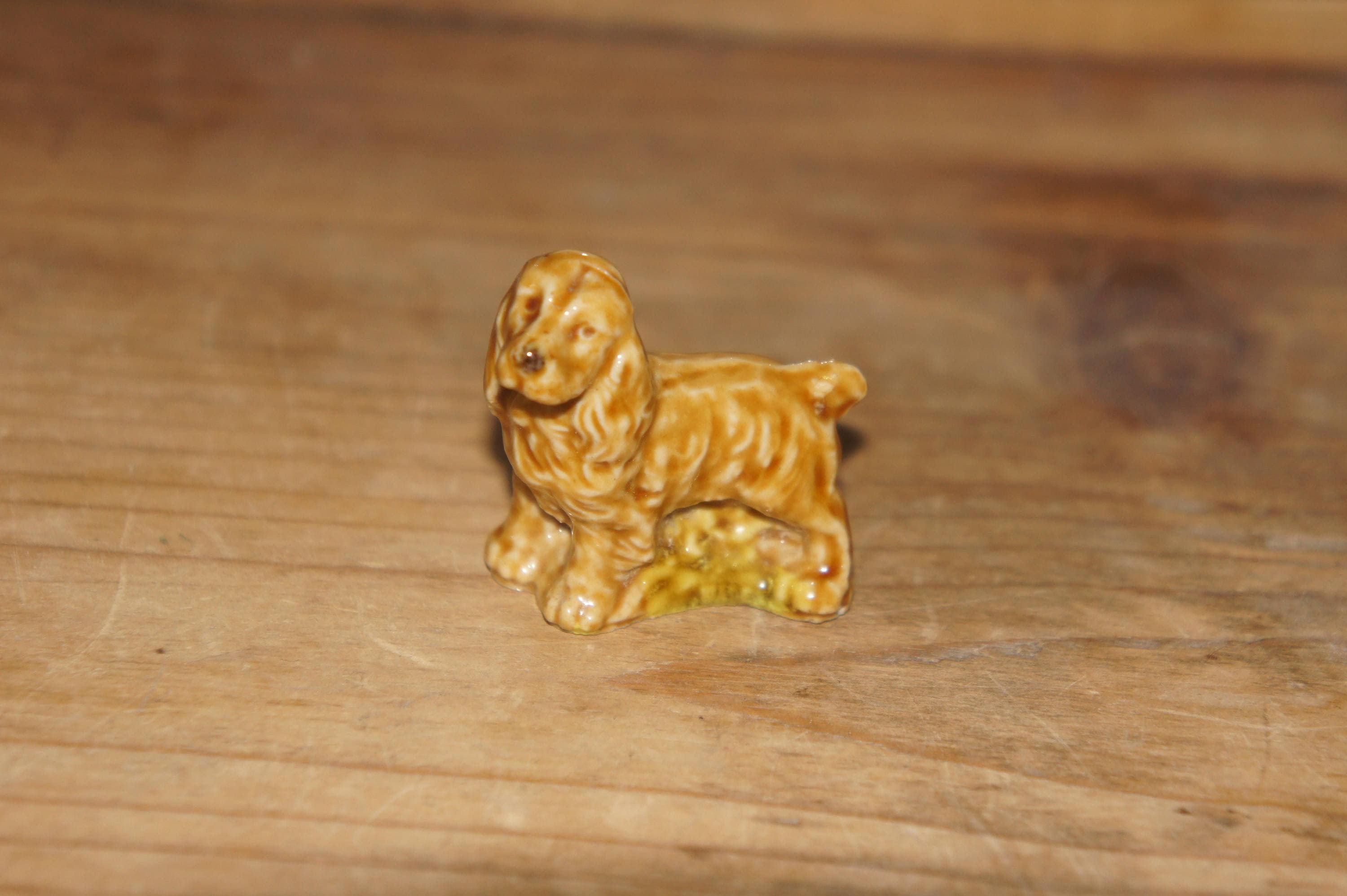 SPANIEL DOG WADE WHIMSIE ENGLAND FIGURINE RED ROSE TEA CANADA ANIMAL SPANIEL DOG WADE WHIMSIE ENGLAND FIGURINE RED ROSE TEA CANADA ANIMAL