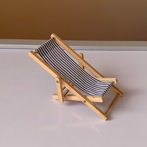Vintage, 1:12th Scale, Dolls House, Wooden, Foldable, Blue and White Stripe, Deck Chair, Beach, Garden, Furniture, Miniature, Collectible