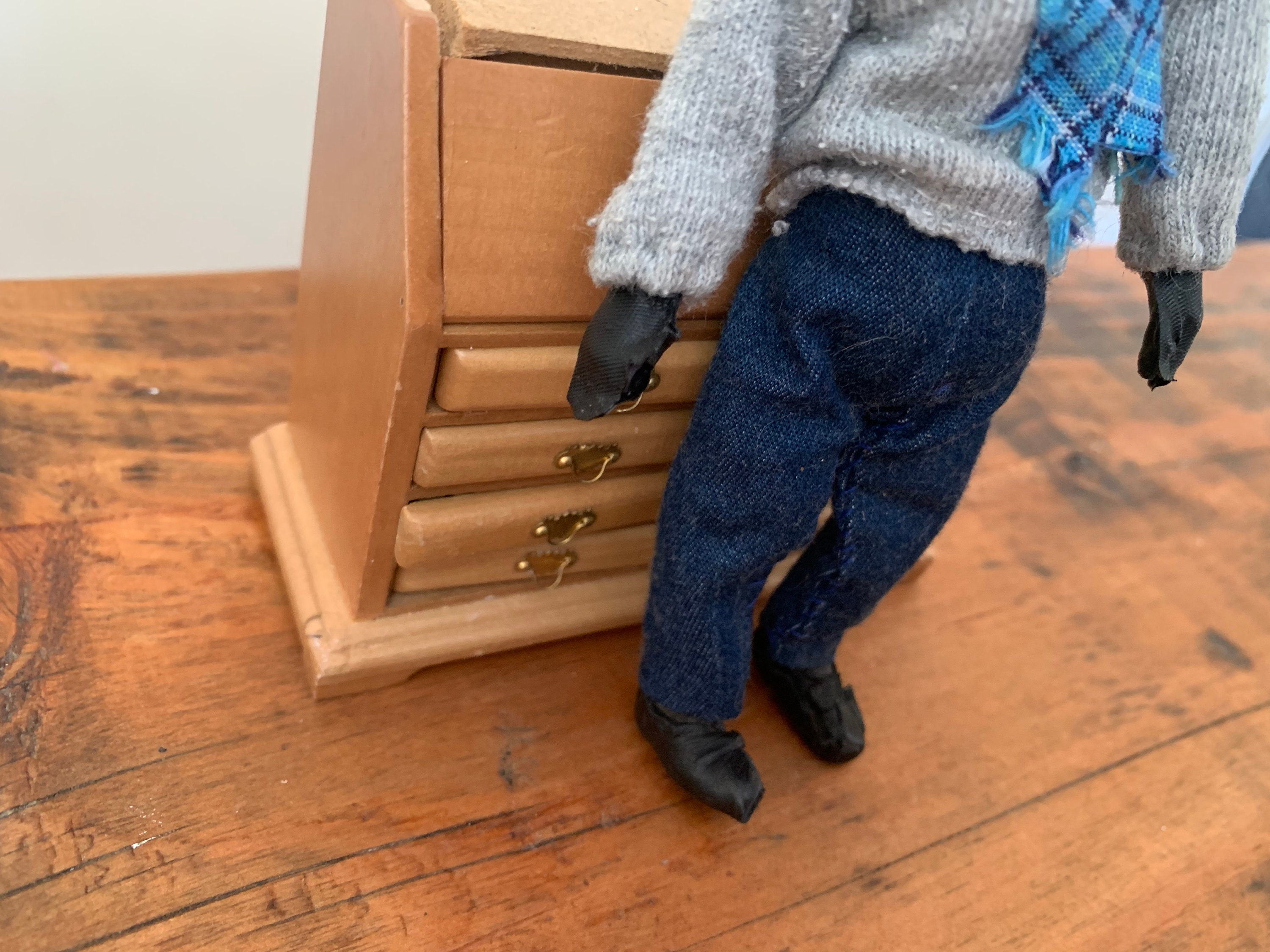 Vintage, Scala 1:12, Casa Delle Bambole, Artigiano, Signora, Bambola, Figura, In Cucito A Mano, Blu E Paillettes Buono, Rimovibile, Abiti, 1930, Art Deco - Italia - Foto 7