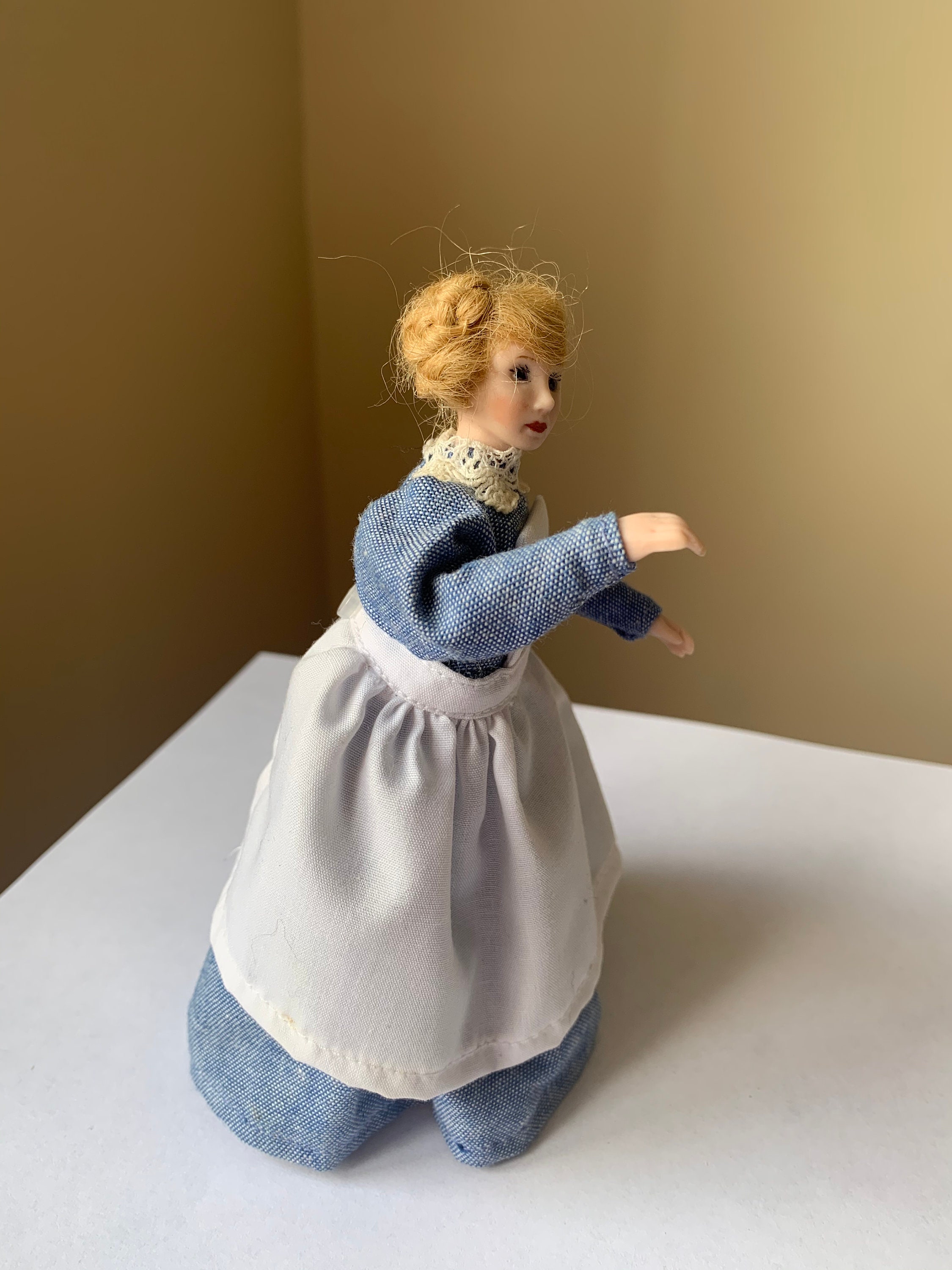 Vintage Artisan Handmade 112th Scale Dolls House Etsy