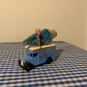 Altered, Vintage, Lledo, Days Gone, Good Year Tyres, Advertising, 1934, Dennis, Delivery, Van, Collectible, Christmas Tree, Ornament, Men