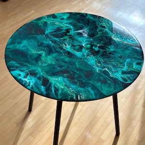 small side table/table with resin/side table triangular/ resin coffee table/side table sofa/coffee table modern, approx. 41 cm high