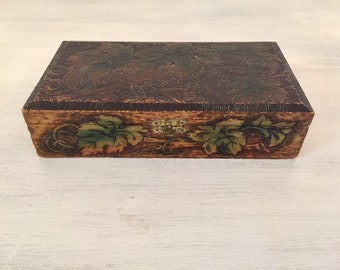 Vintage Handmade Trinket Box Wood with Inlaid Country Charm Baby Painting Vintage Handmade Trinket Box Wood with Inlaid Country Charm Baby Painting