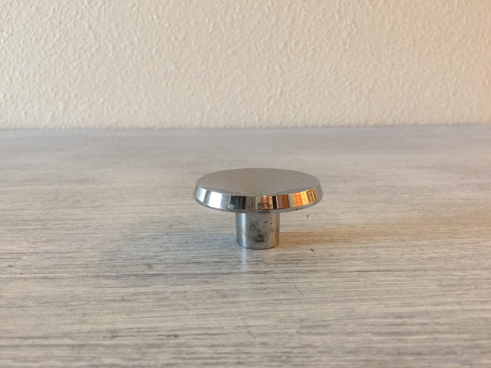 Perilla de plata de mediados de siglo tirón de cajón cóncavo | Etsy