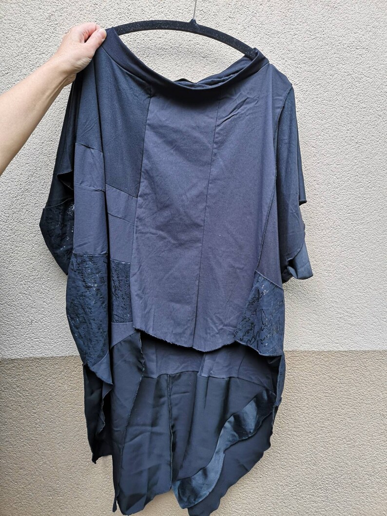 Black Tunic Extravagant Sleeve SweatshirtLoose,Tunic Top Black Asymmetric Top with golden Inset Asymmetric Stylish Black Loose Tunic