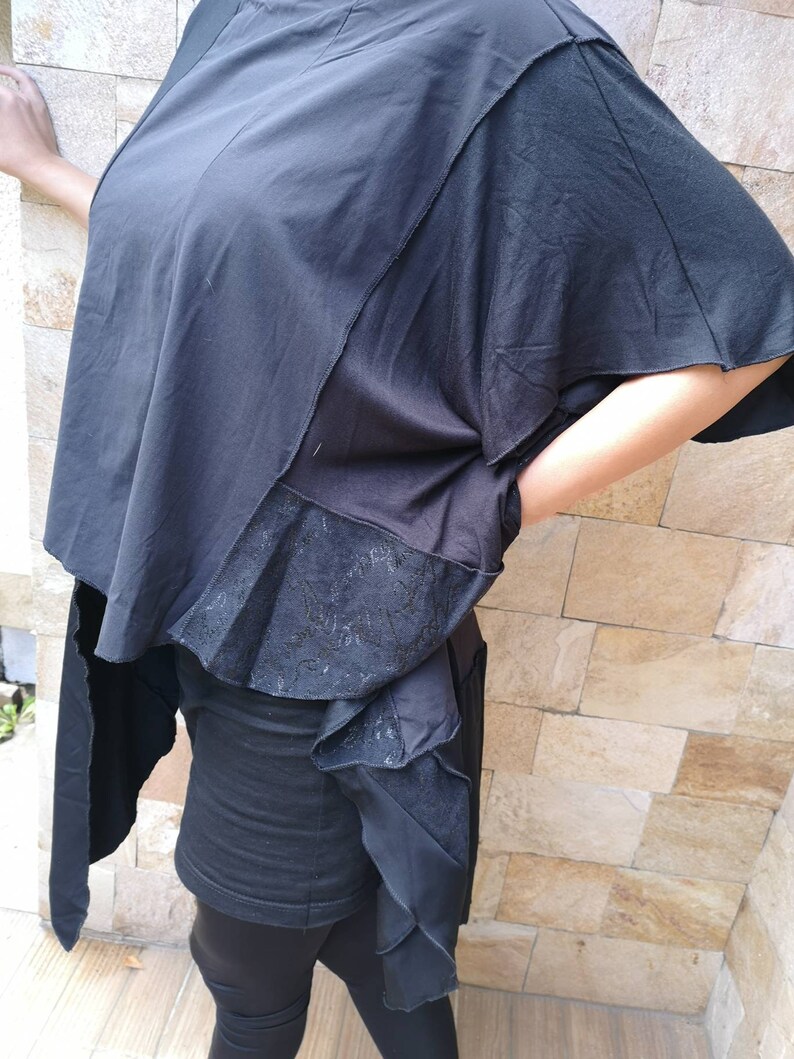 Black Tunic Extravagant Sleeve SweatshirtLoose,Tunic Top Black Asymmetric Top with golden Inset Asymmetric Stylish Black Loose Tunic