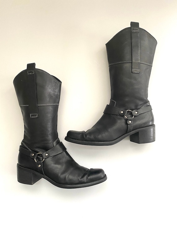Women's Size 9 Black Leather Boots, Chunky Heel Sq