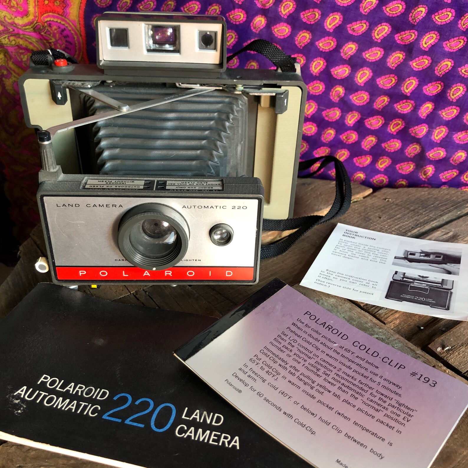 1960s Polaroid Automatic 220 Land Camera Etsy